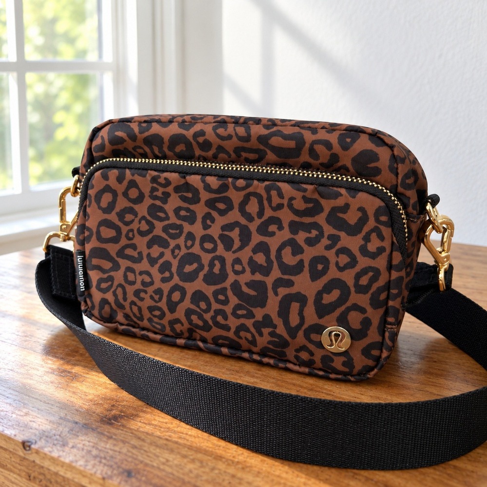 Lululemon Everywhere Belt Bag Womens OS Brown Leopard Print Gold Hardware